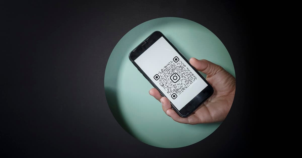QR Code for Google Reviews: Get More Reviews (and Track Scans)